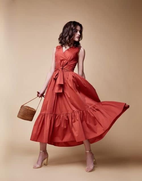 Shop with Virtual Try-on at The Shalini Edit